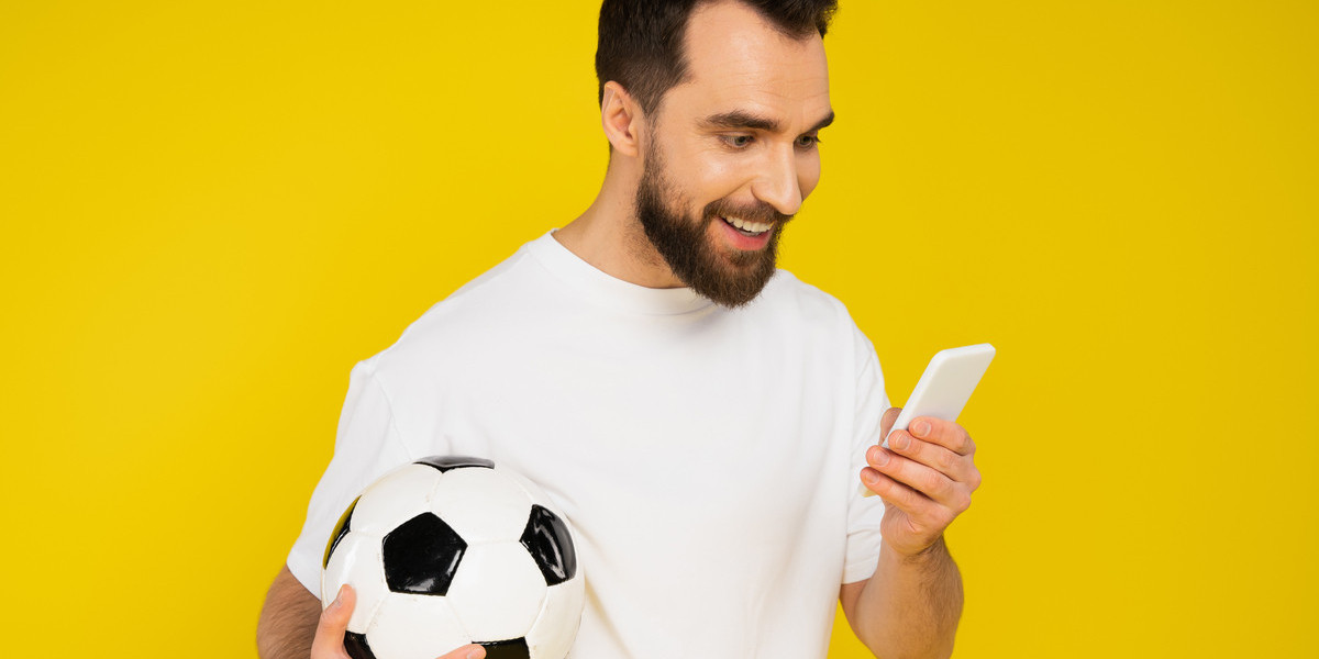 The Rise of Online Betting: Trends and Regulations in the Digital Age